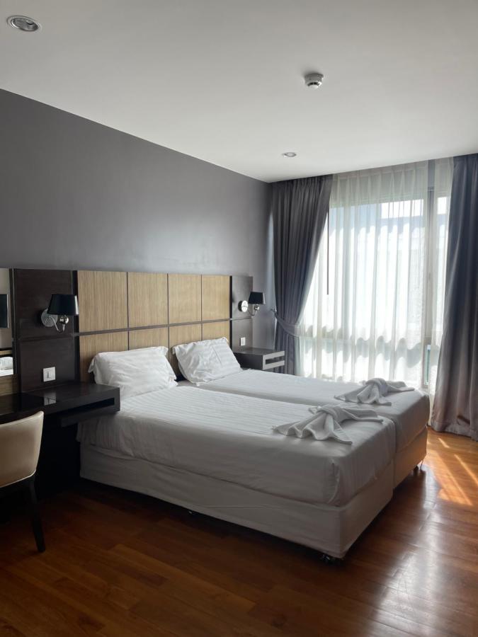The Regent Bangtao Apartments 방타오 비치 외부 사진