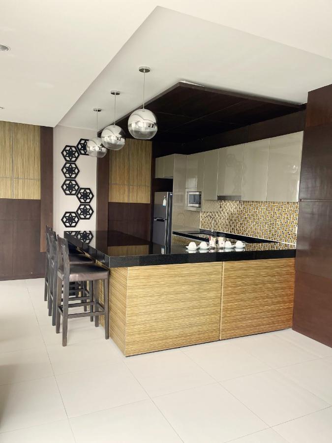 The Regent Bangtao Apartments 방타오 비치 외부 사진