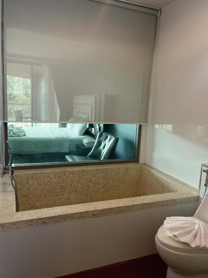 The Regent Bangtao Apartments 방타오 비치 외부 사진
