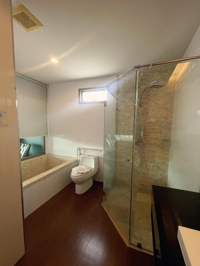 The Regent Bangtao Apartments 방타오 비치 외부 사진